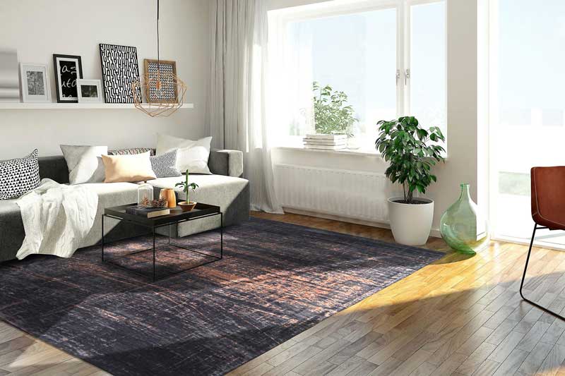 Черный ковер в зоне отдыха